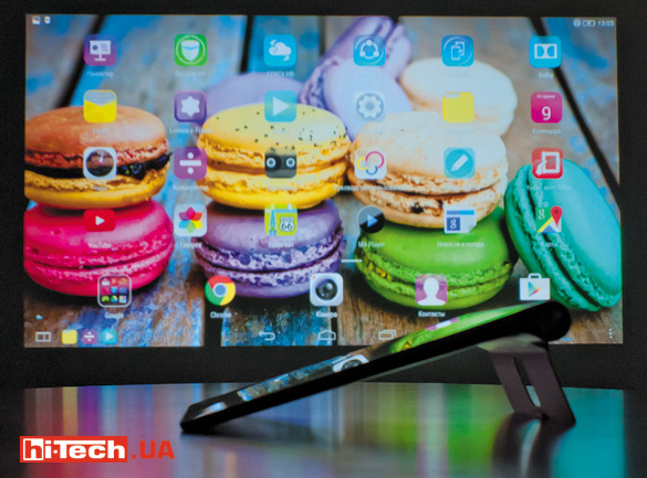 Lenovo Yoga Tablet 2 Pro проектор