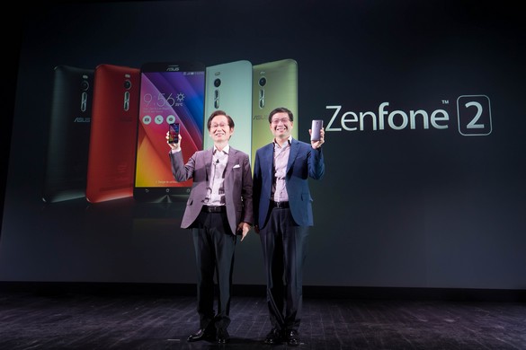 ASUS Chairman Jonney Shih and ASUS CEO Jerry Shen launch ZenFone 2 in Paris