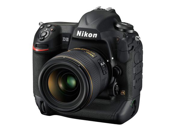 Зеркалка Nikon D5