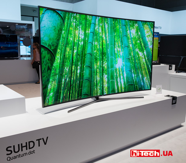 88-дюймовая телевизионная панель SUHD TV Samsung KS9800